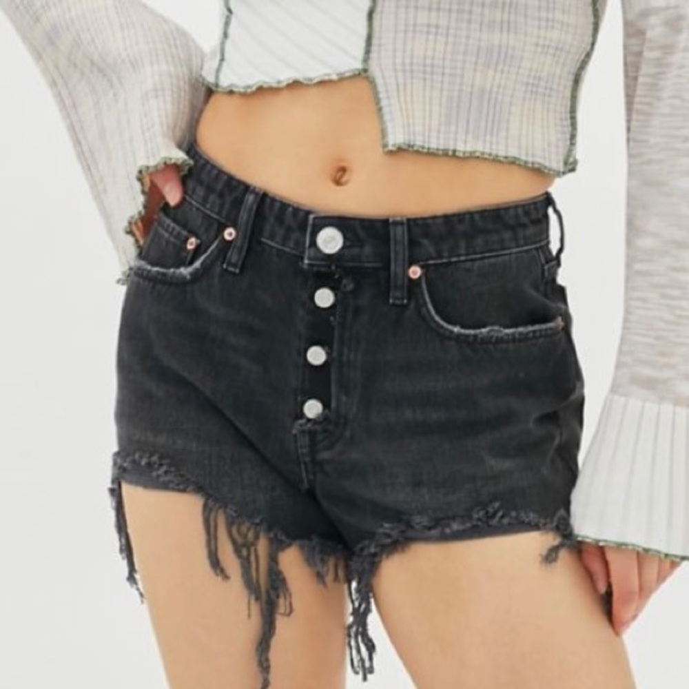 Urban Outfitters BDG Cutoff Denim Short - Black